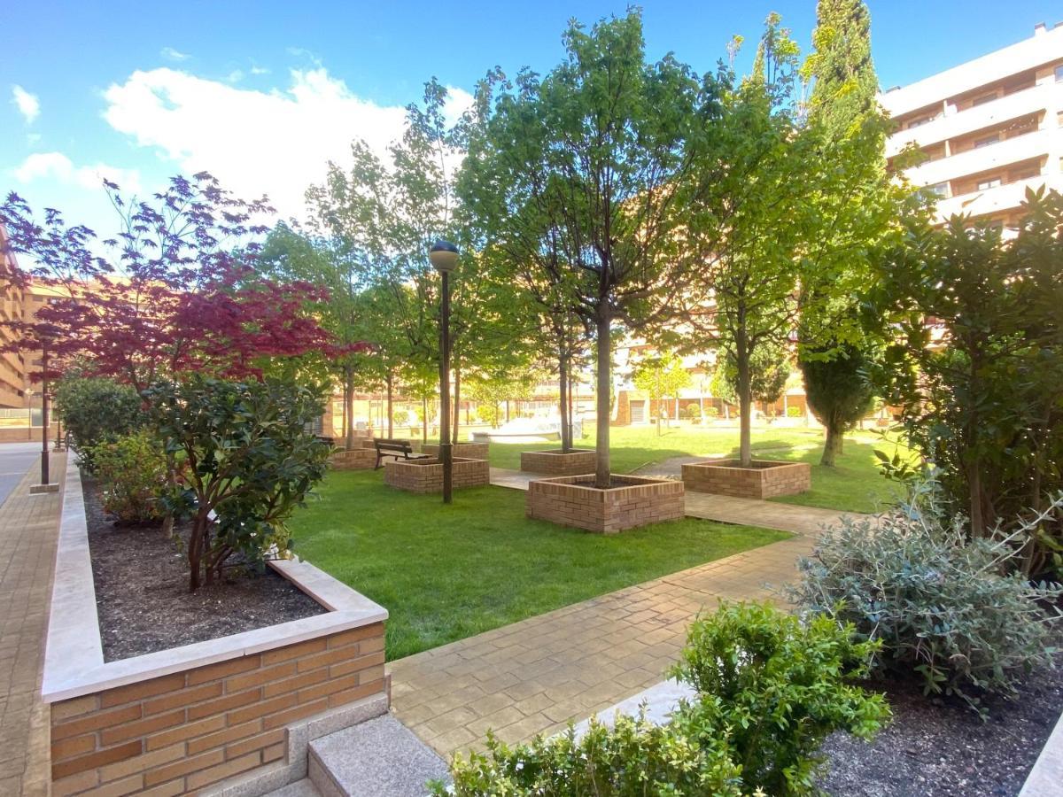 Apartament Aires De Toledo-Parque Warner Y Madrid En Familia Zewnętrze zdjęcie
