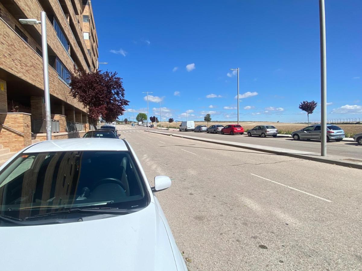 Apartament Aires De Toledo-Parque Warner Y Madrid En Familia Zewnętrze zdjęcie
