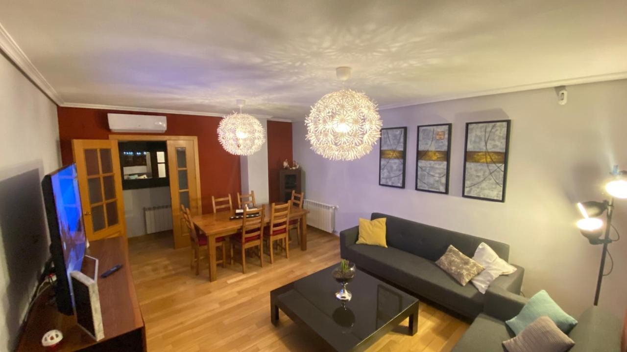 Apartament Aires De Toledo-Parque Warner Y Madrid En Familia Zewnętrze zdjęcie