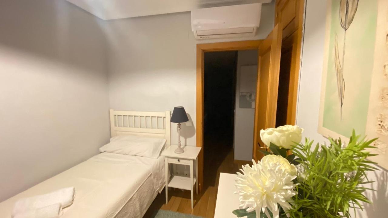Apartament Aires De Toledo-Parque Warner Y Madrid En Familia Zewnętrze zdjęcie